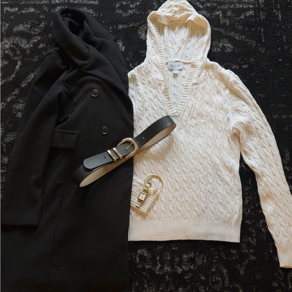 Sonoma Cream V-Neck Sweater for Women - Picture 3 of 7